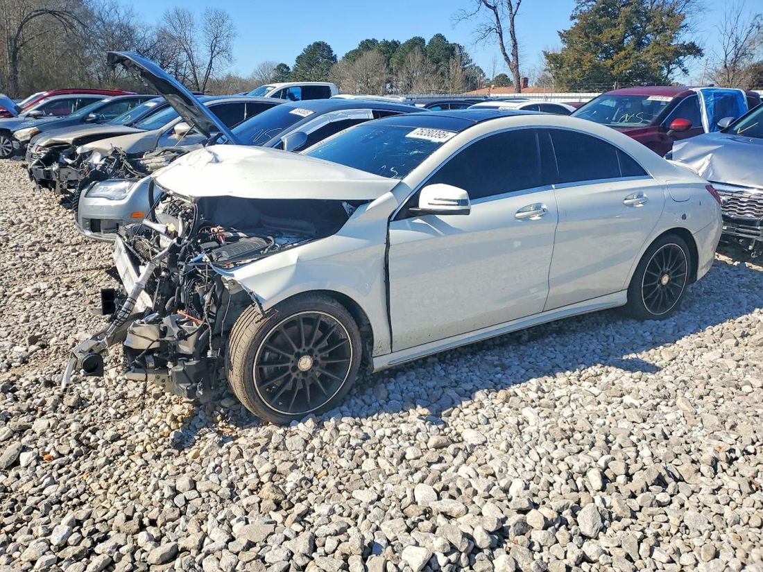 2015 MERCEDES-BENZ CLA