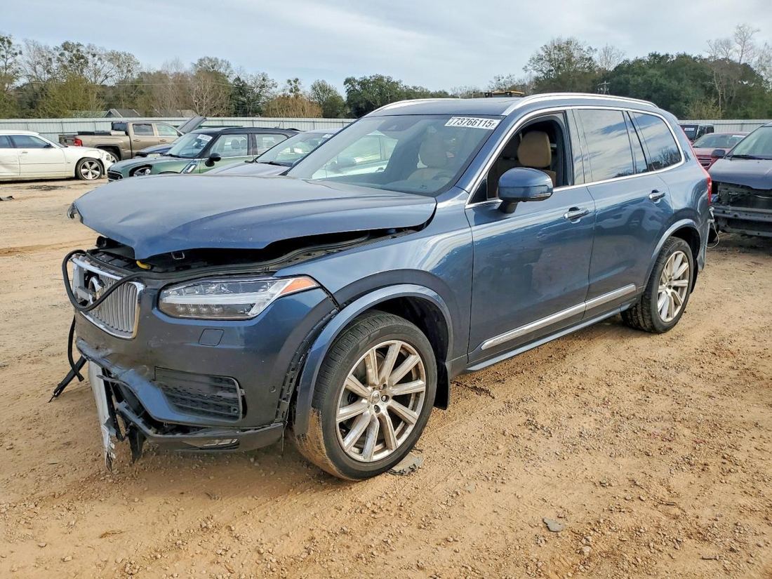 2018 VOLVO XC90