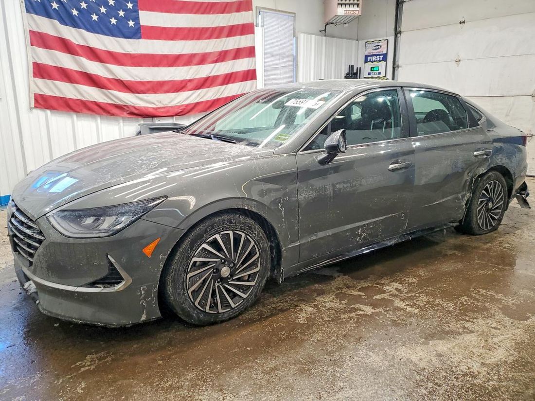 2022 HYUNDAI SONATA