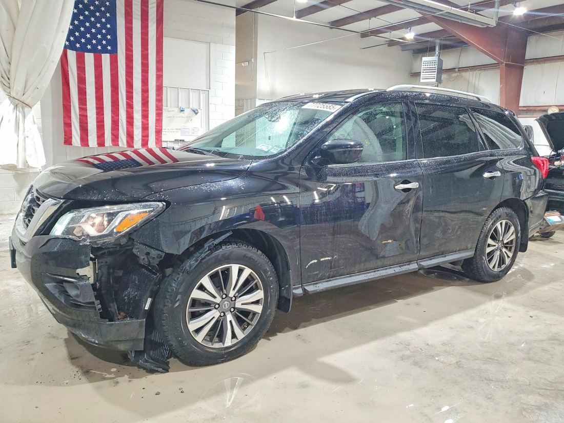 2017 NISSAN PATHFINDER