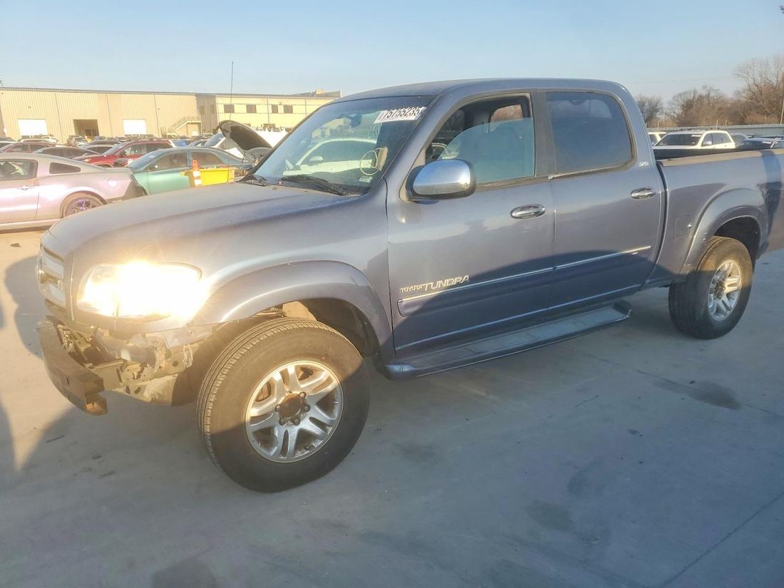 2004 TOYOTA TUNDRA