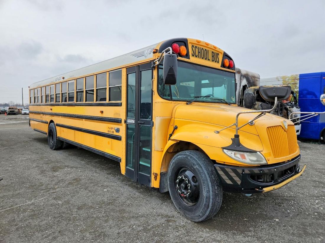 2013 IC CORPORATION CE SERIES SCHOOL
