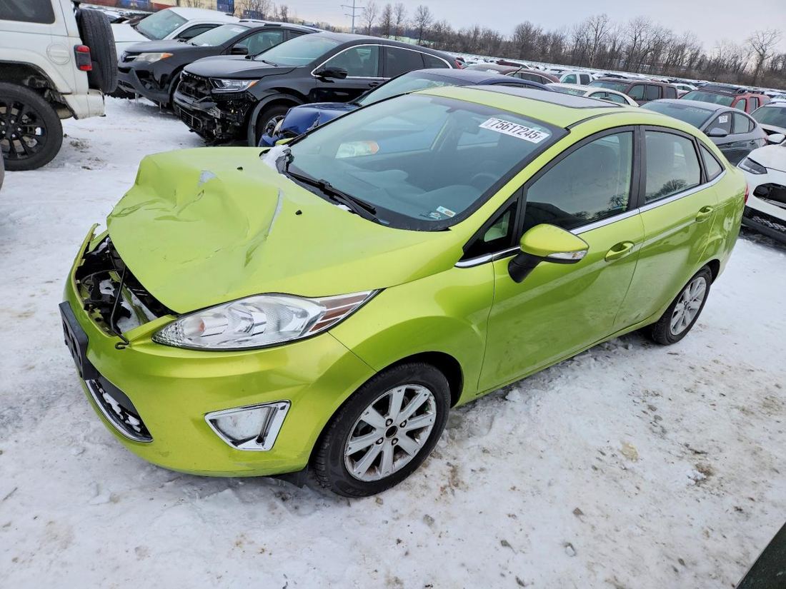 2011 FORD FIESTA