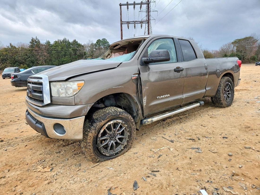 2012 TOYOTA TUNDRA