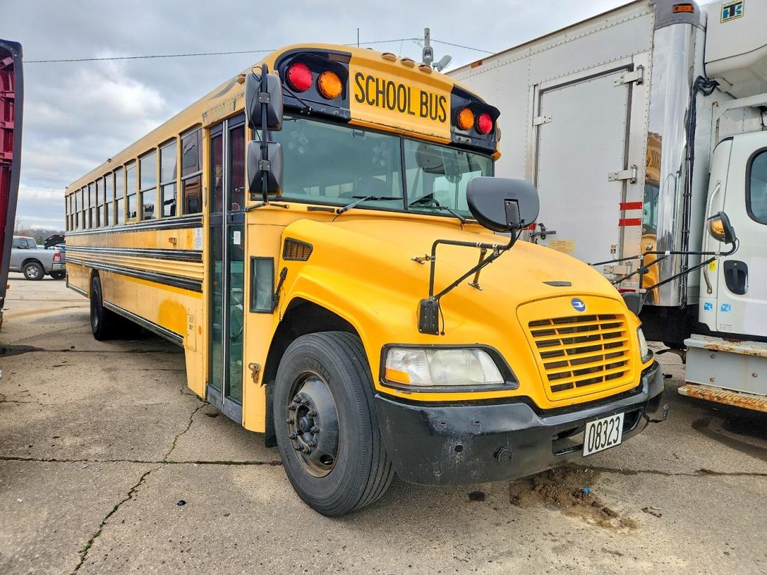 2012 BLUE BIRD SCHOOL BUS / TRANSIT BUS