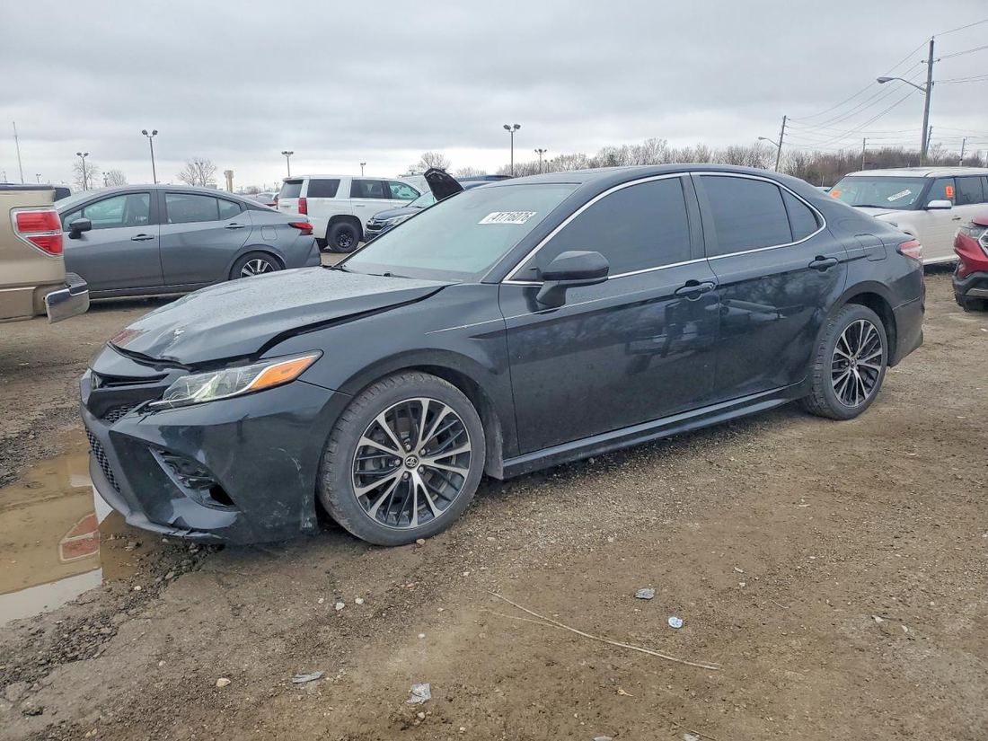 2019 TOYOTA CAMRY