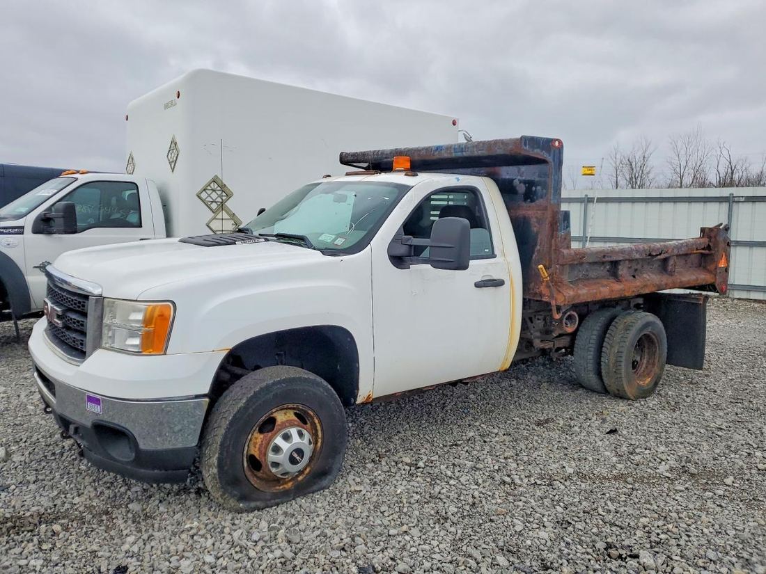 2013 GMC SIERRA