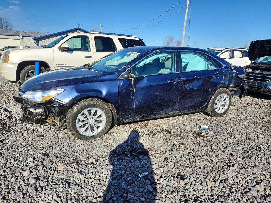 2015 TOYOTA CAMRY