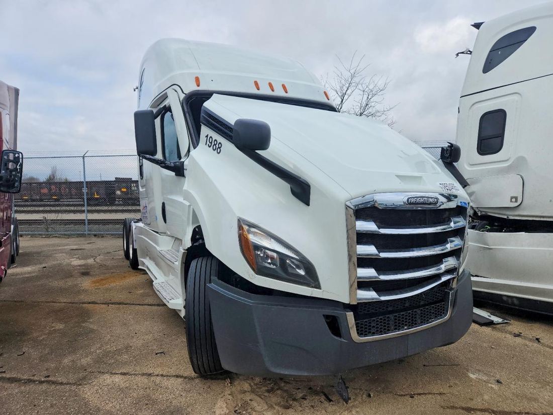 2021 FREIGHTLINER CASCADIA 126