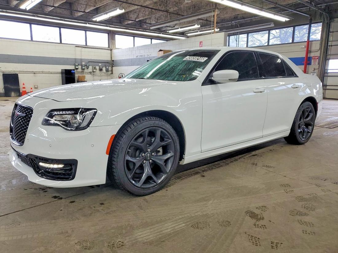 2023 CHRYSLER 300