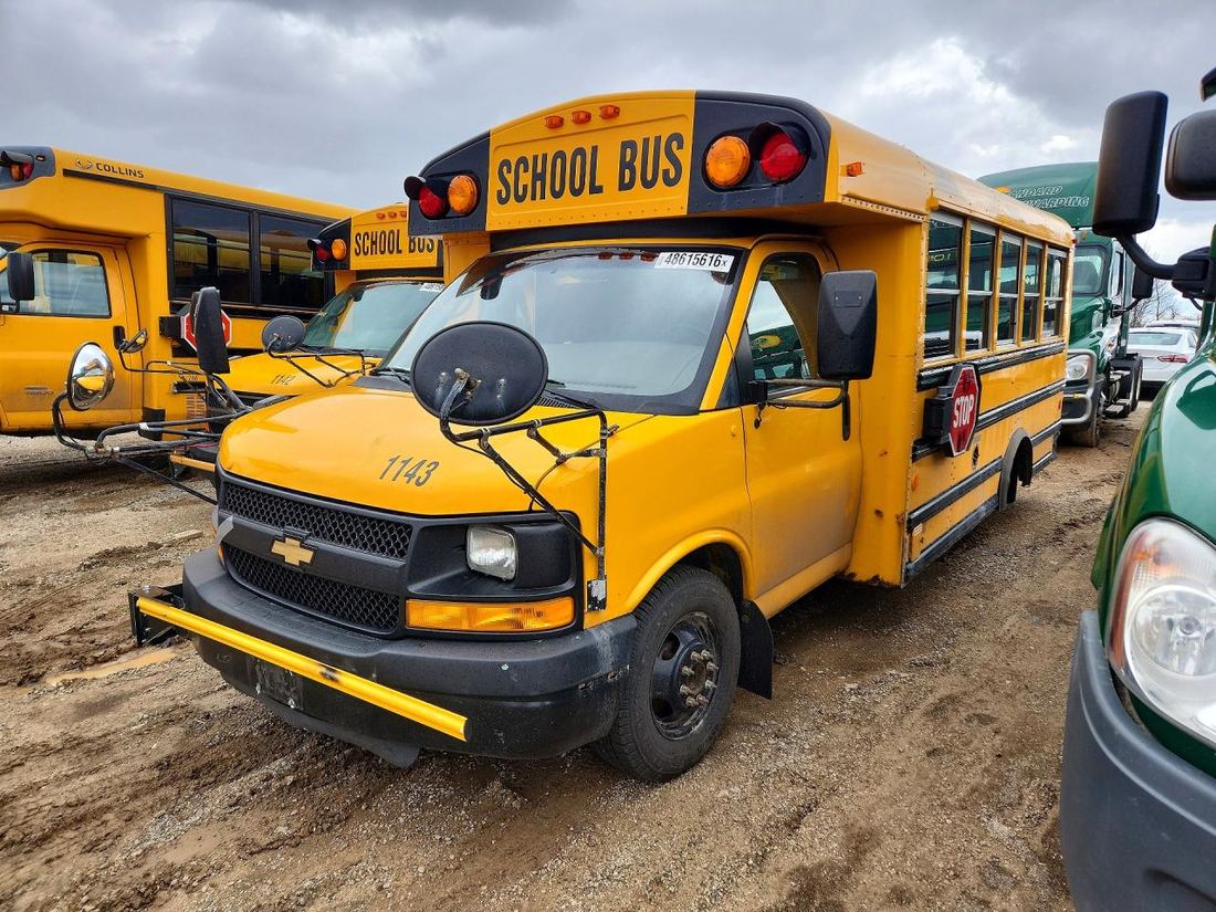 2011 THOMABUSES BUS