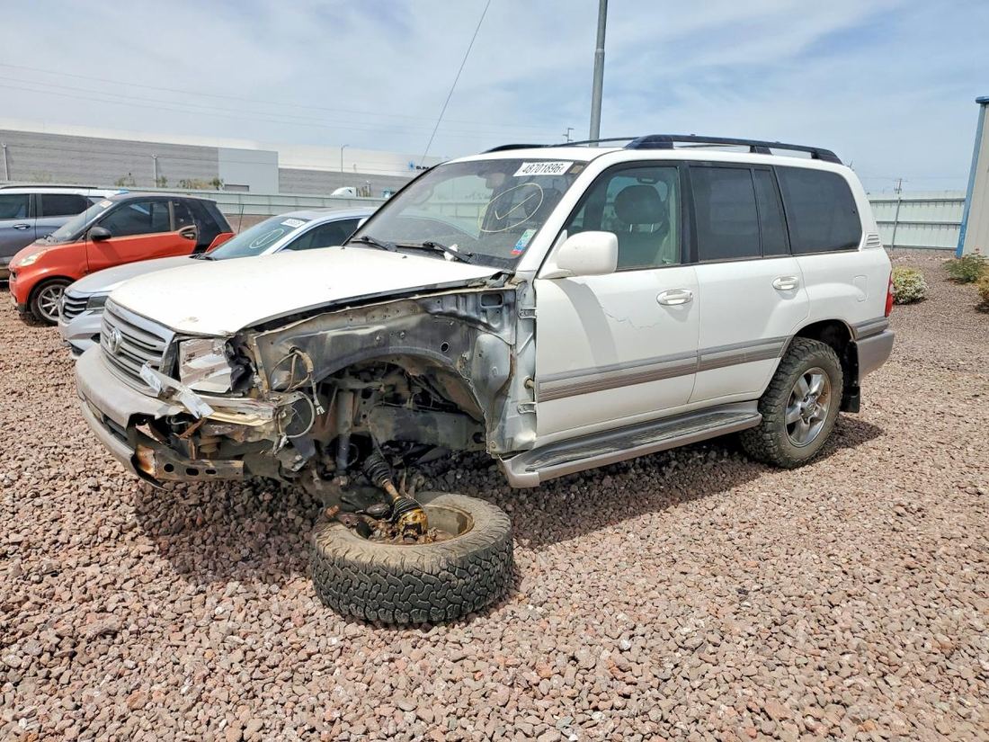 2005 TOYOTA LAND CRUISER