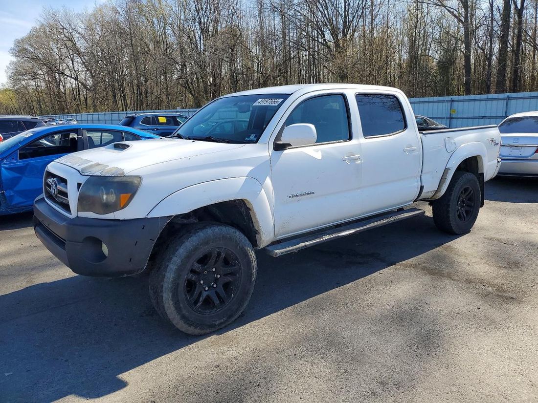 2009 TOYOTA TACOMA