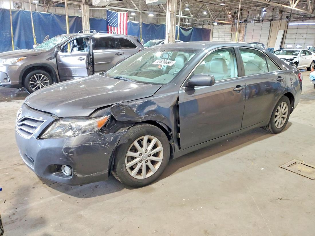 2010 TOYOTA CAMRY