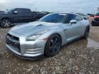 2014 NISSAN GT-R