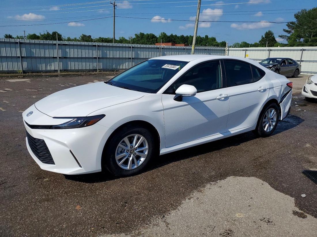 2026 TOYOTA CAMRY