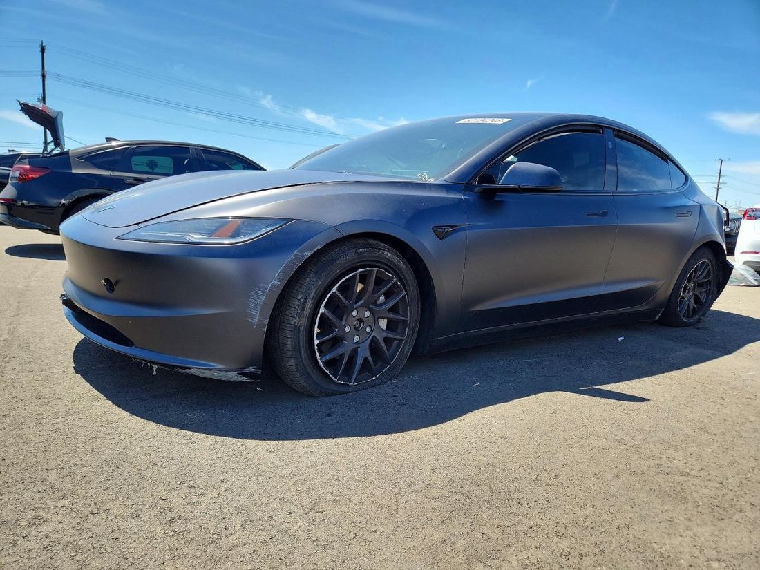 2024 TESLA MODEL 3