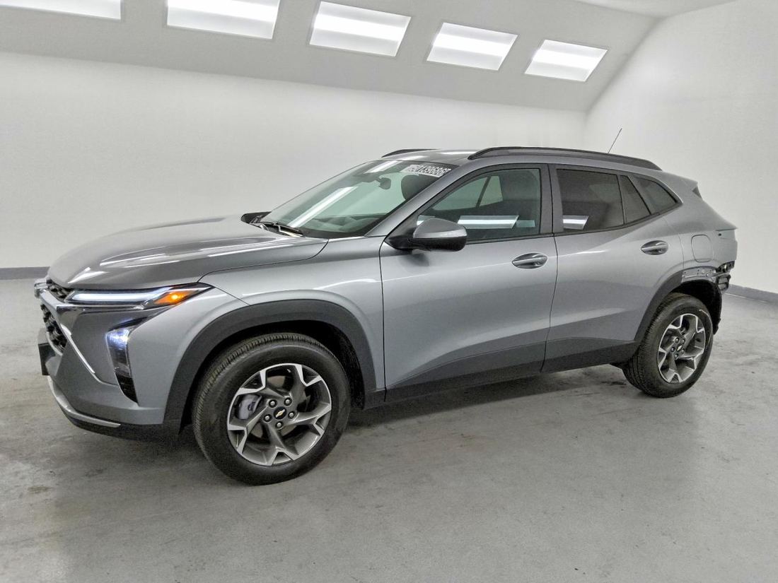 2025 CHEVROLET TRAX