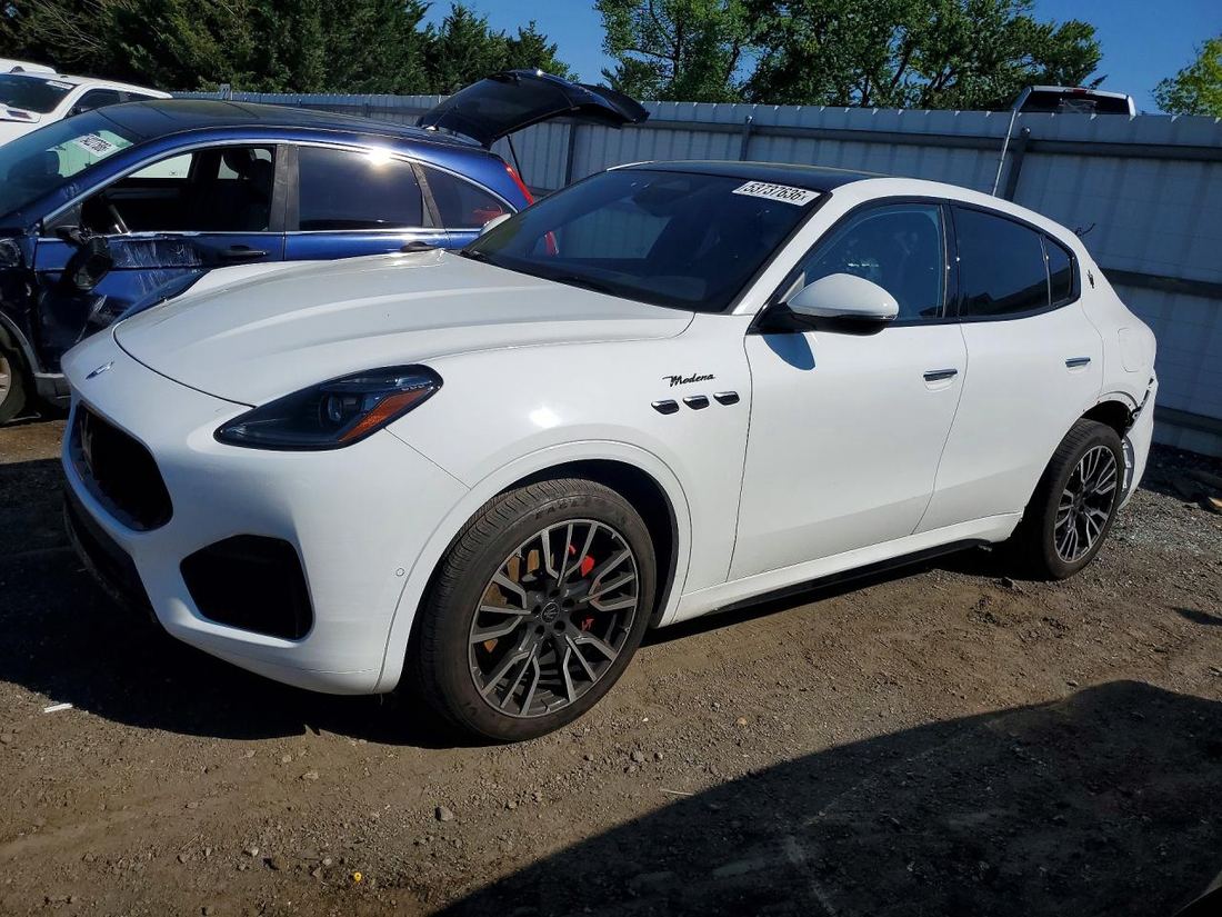 2023 MASERATI GRECALE
