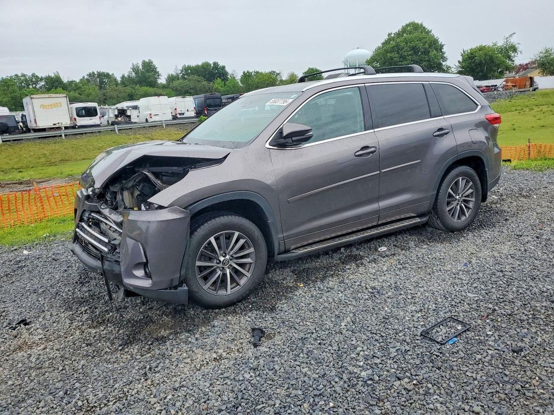 2018 TOYOTA HIGHLANDER