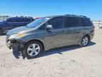 2011 TOYOTA SIENNA
