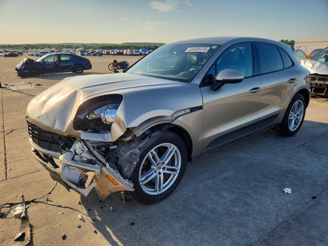 2018 PORSCHE MACAN
