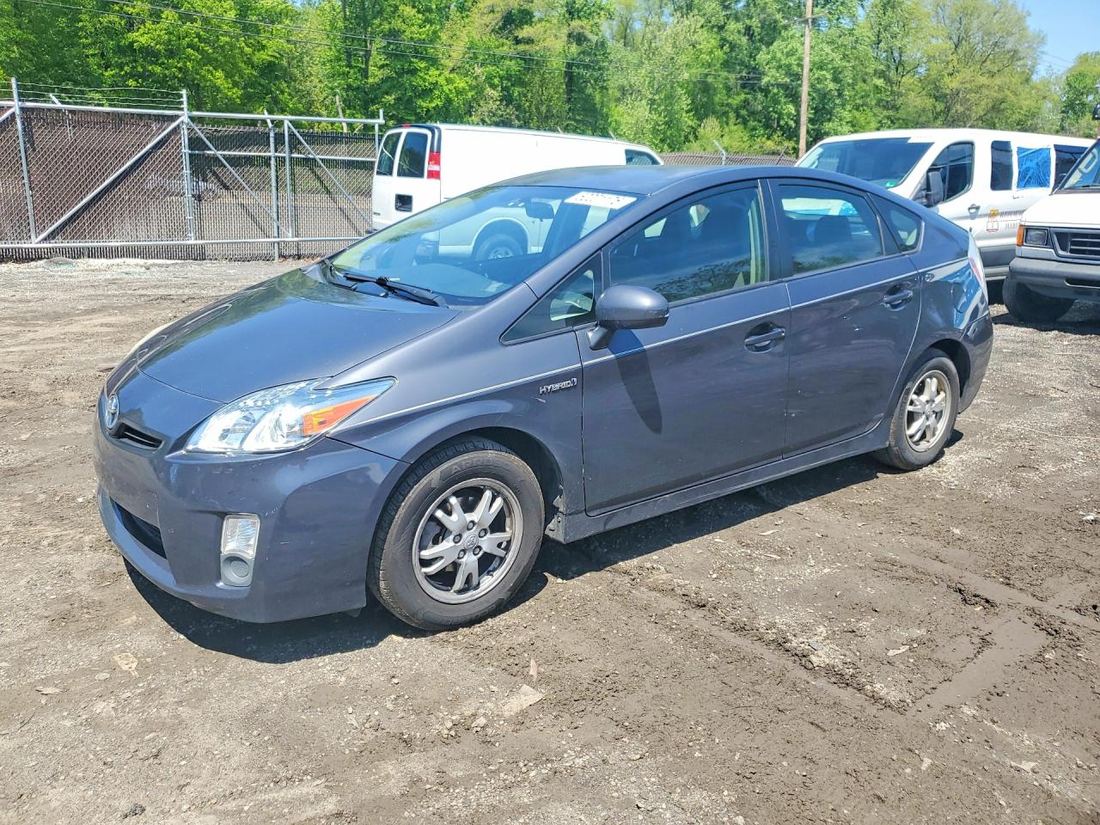 2011 TOYOTA PRIUS