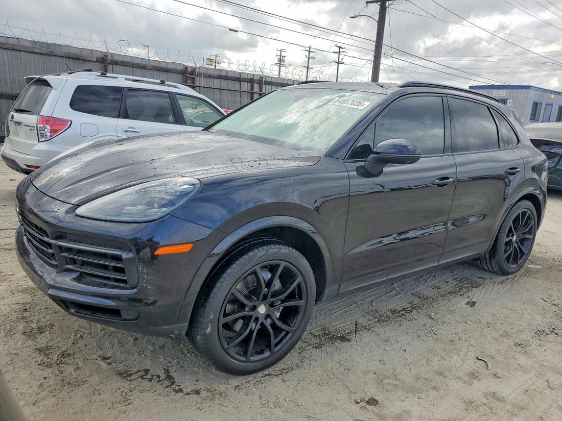 2019 PORSCHE CAYENNE