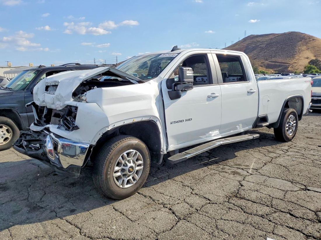 2025 CHEVROLET SILVERADO