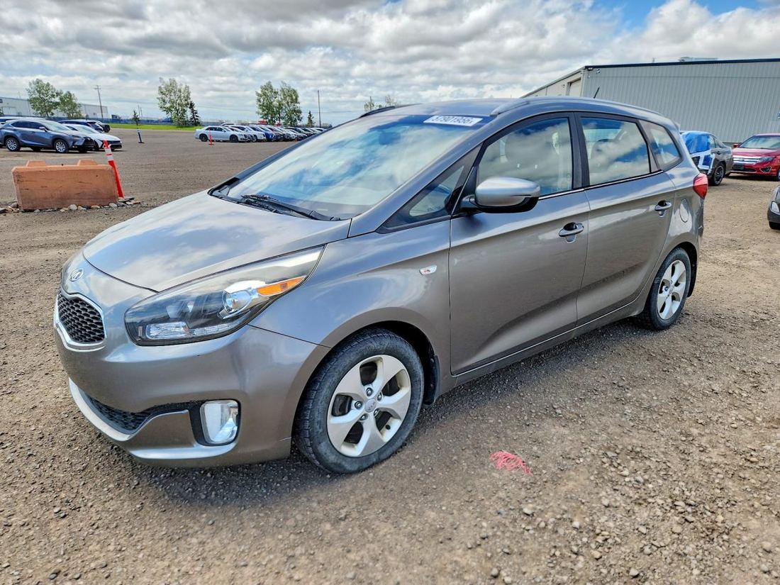 2014 KIA RONDO