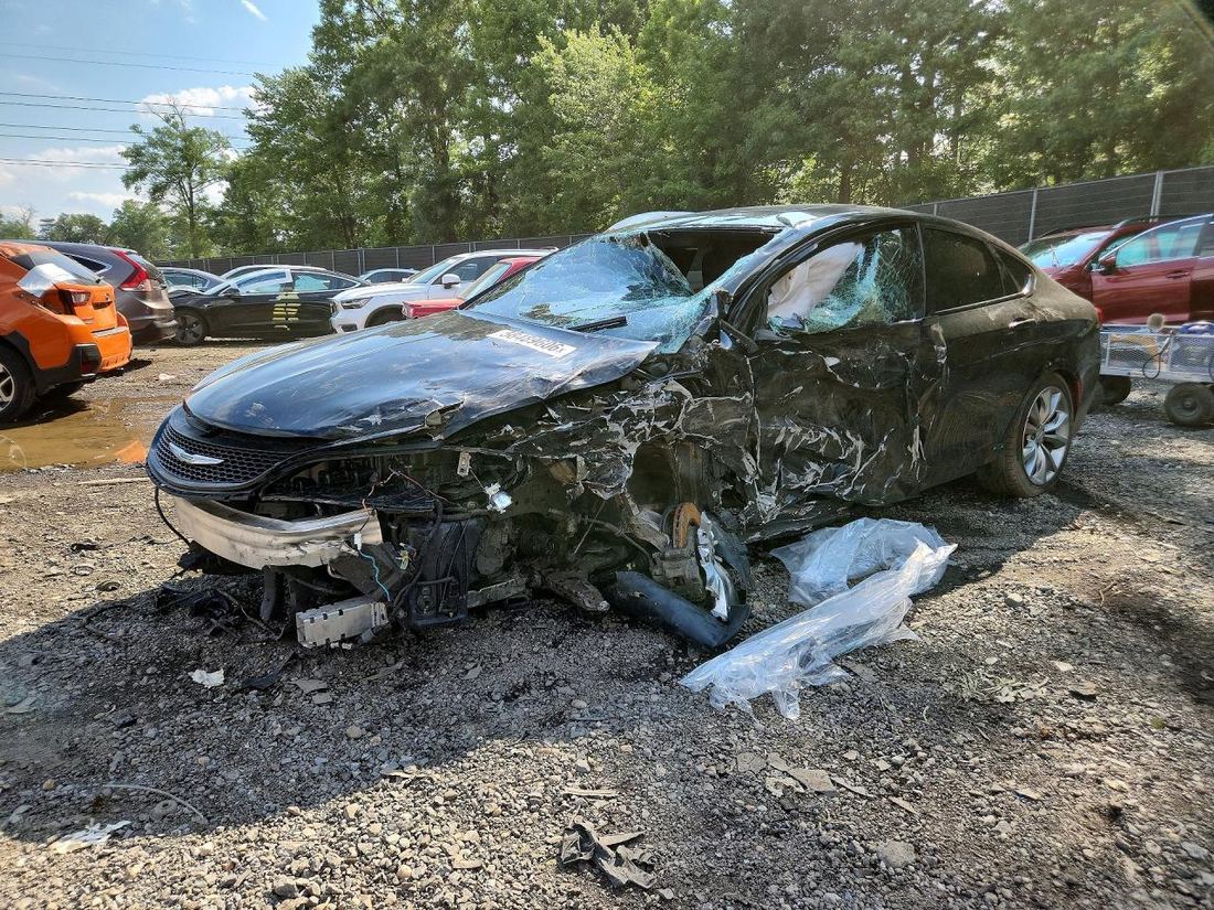 2015 CHRYSLER 200