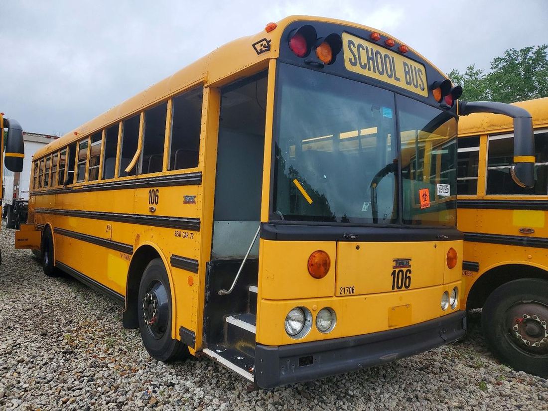 2012 THOMAS SAF-T-LINER C2