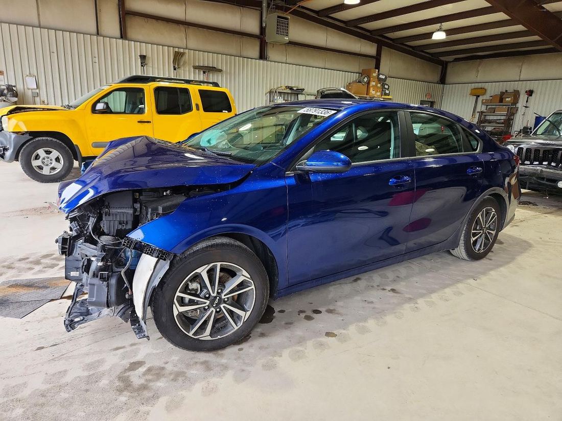 2023 KIA FORTE