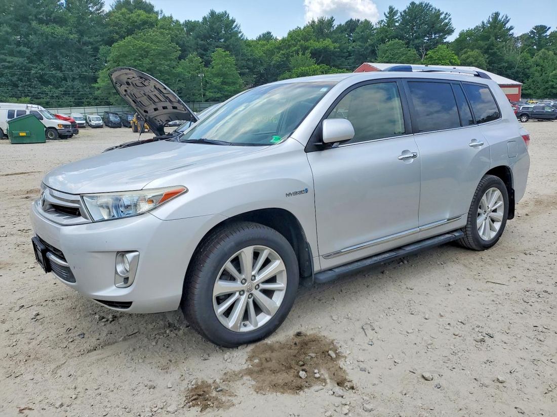 2013 TOYOTA HIGHLANDER