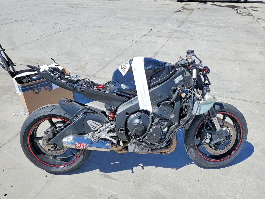 2006 YAMAHA YZFR6