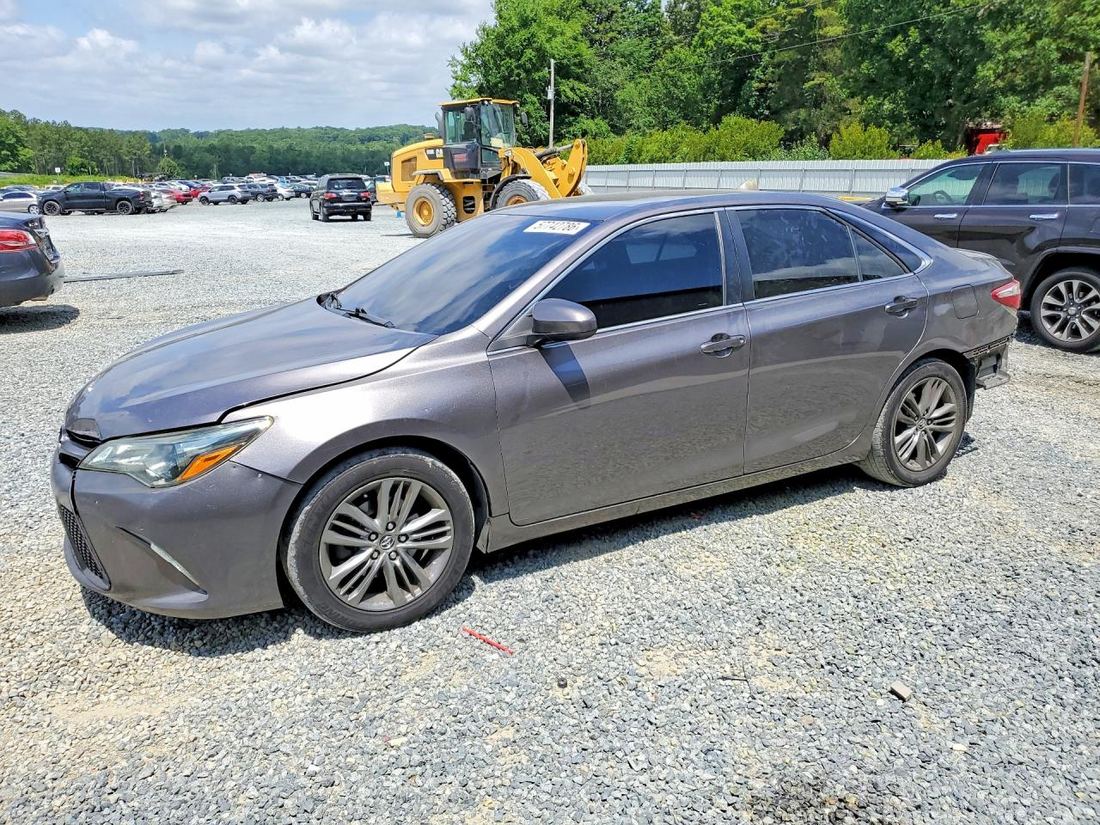 2015 TOYOTA CAMRY