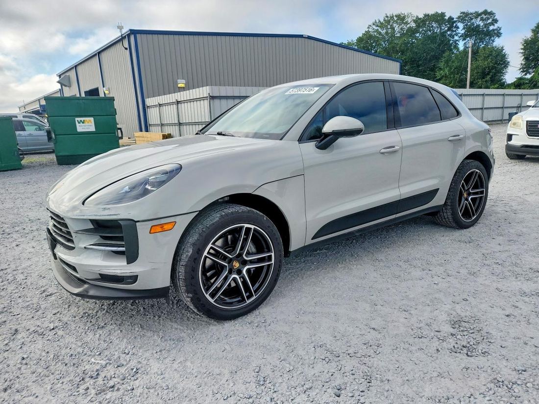 2020 PORSCHE MACAN