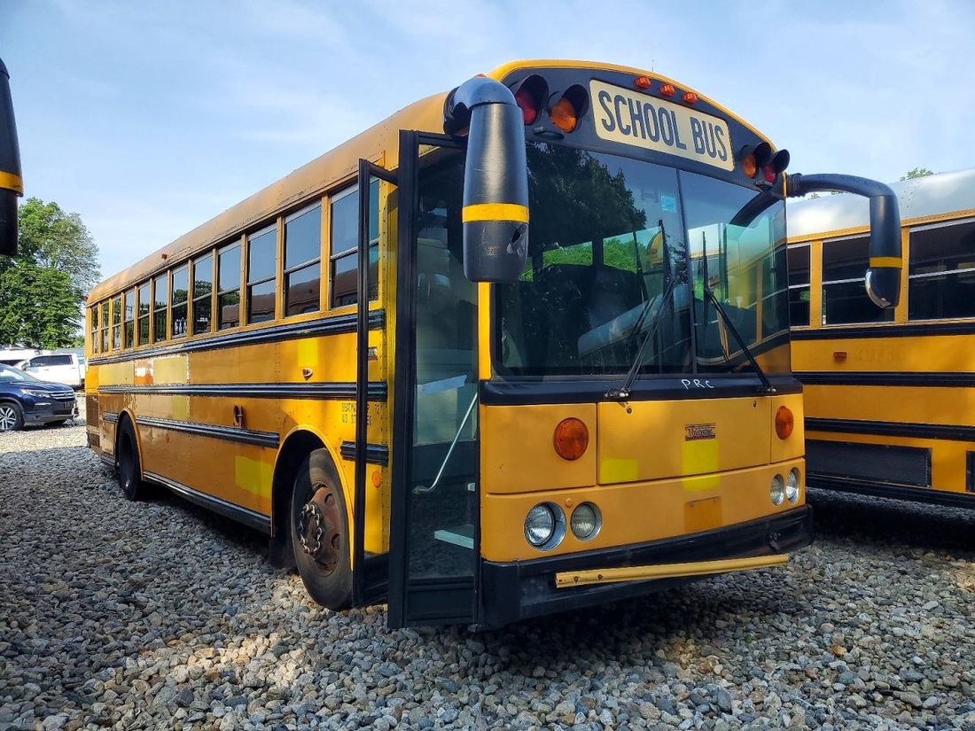 2012 THOMAS SAF-T-LINER C2