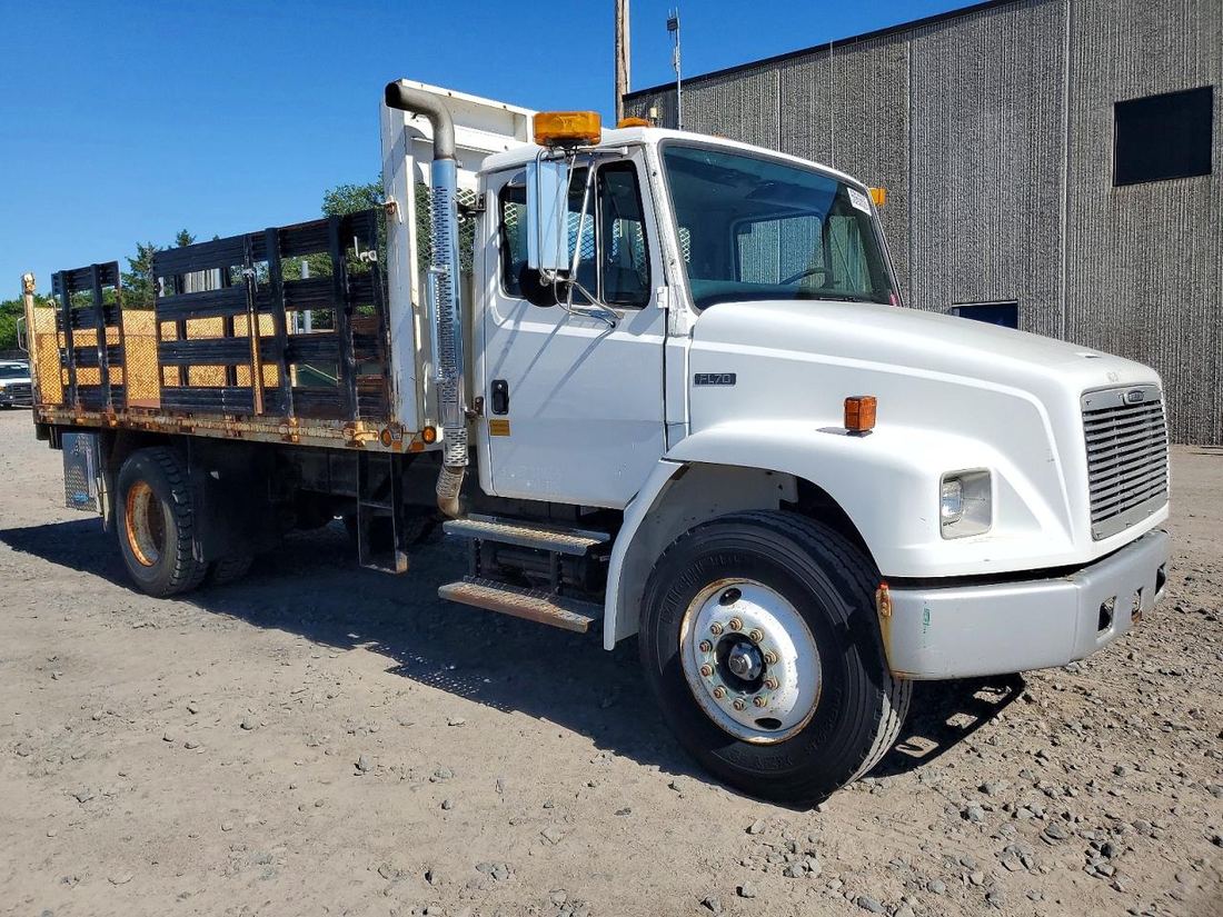 2000 FREIGHTLINER FL70
