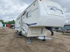 2003 THOR RECREATIONAL VEHICLE (RV)