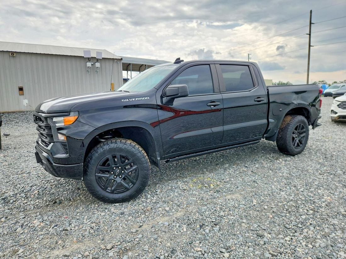 2024 CHEVROLET SILVERADO