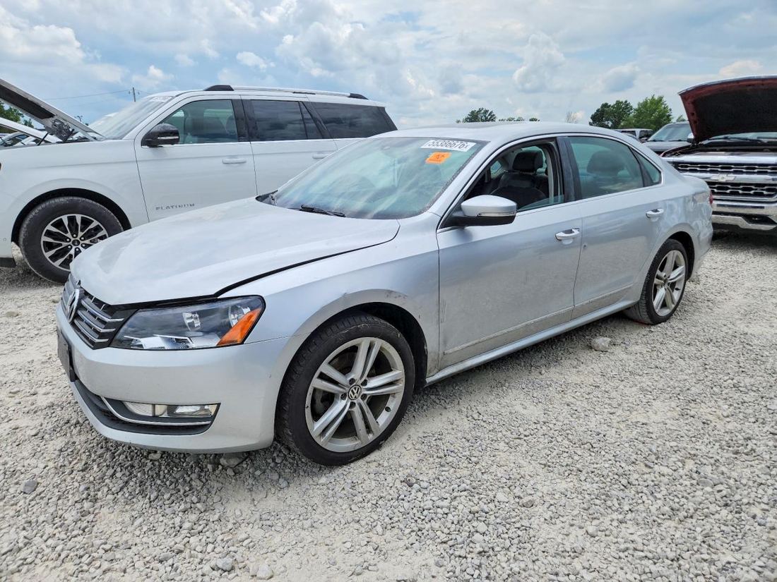 2014 VOLKSWAGEN PASSAT