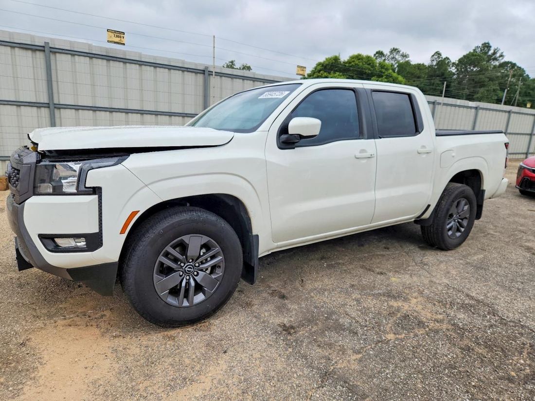 2025 NISSAN FRONTIER