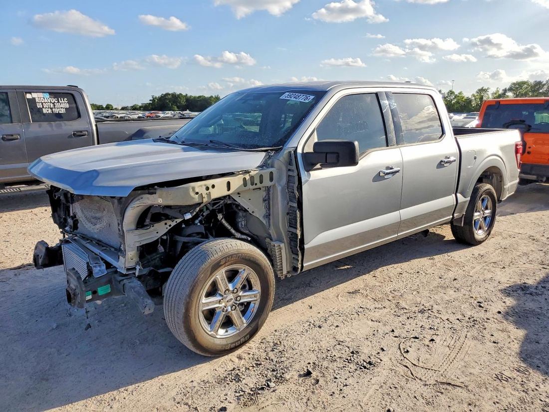 2025 FORD F150