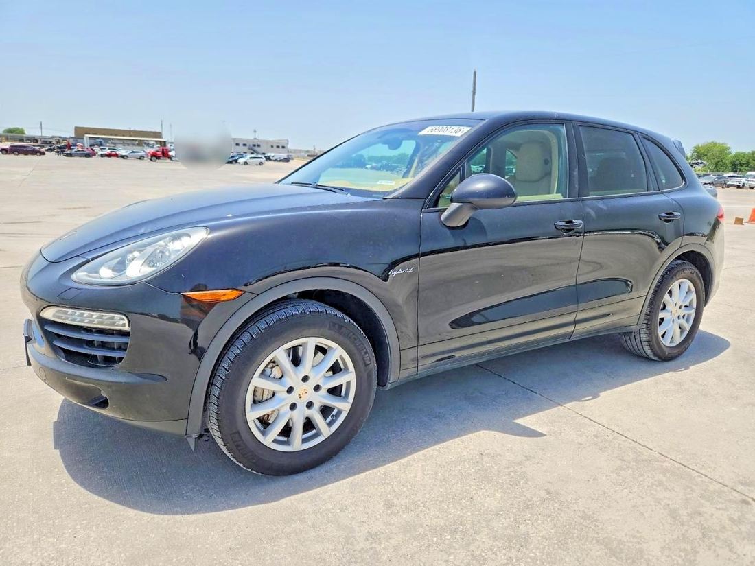 2013 PORSCHE CAYENNE