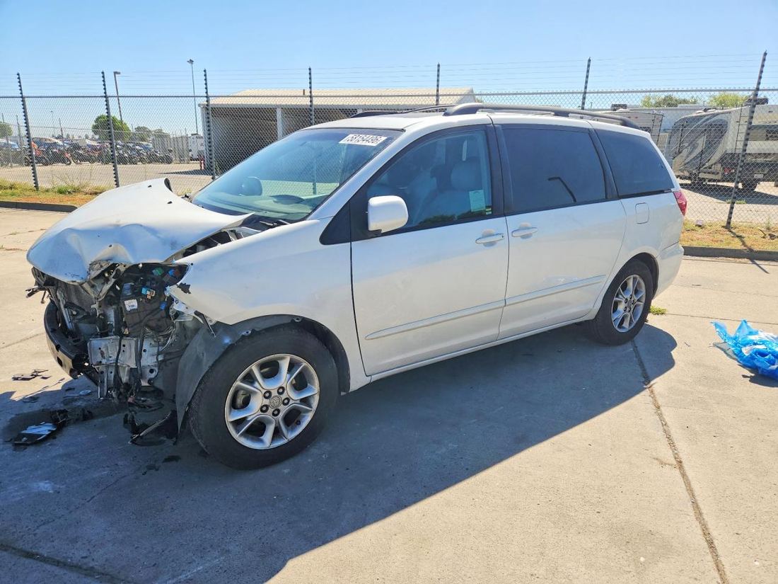 2006 TOYOTA SIENNA