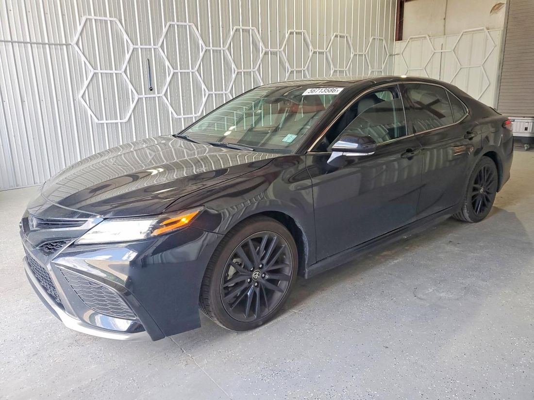 2023 TOYOTA CAMRY