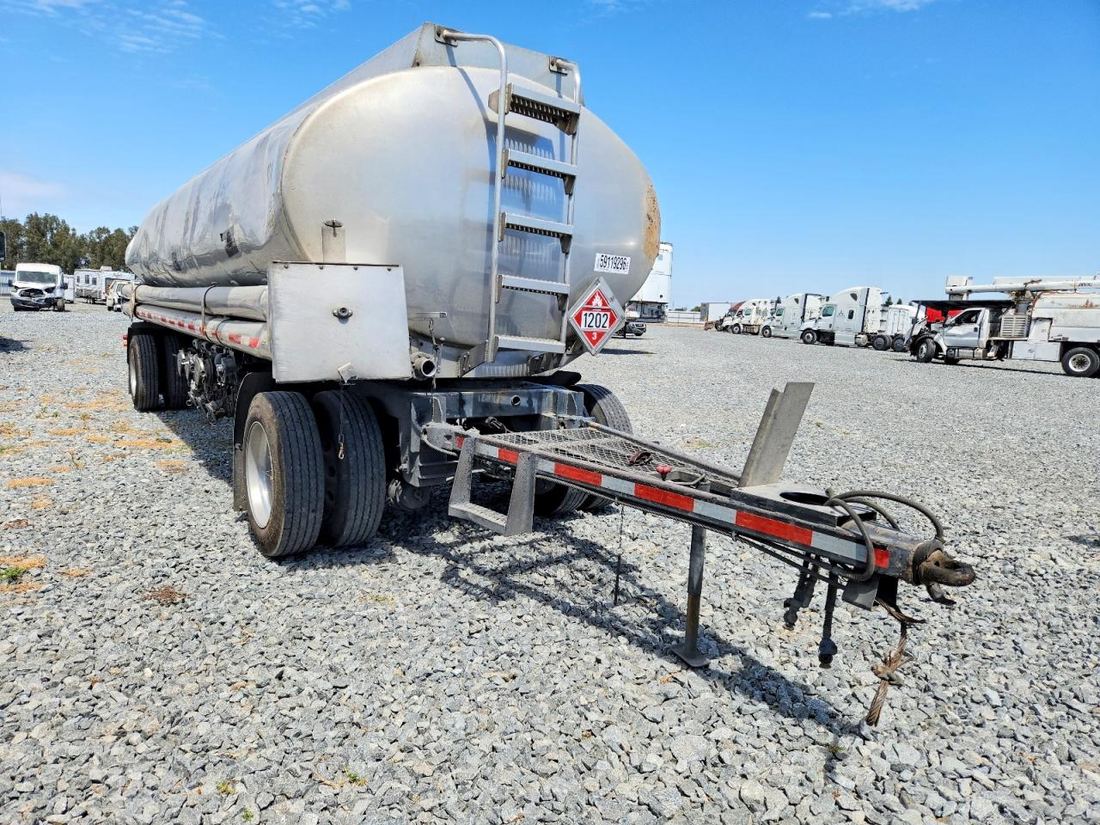 2006 WELDIT TANK TRAILER