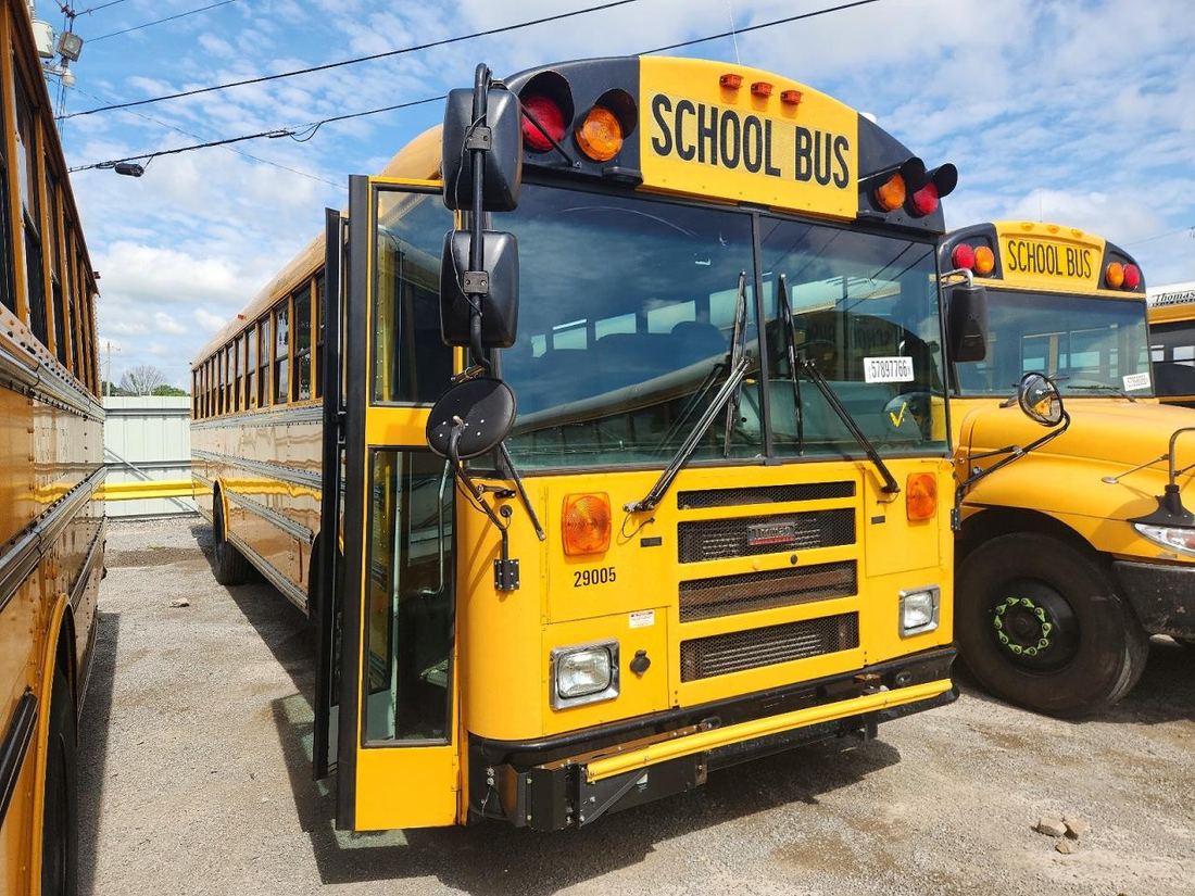 2012 THOMAS SAF-T-LINER C2
