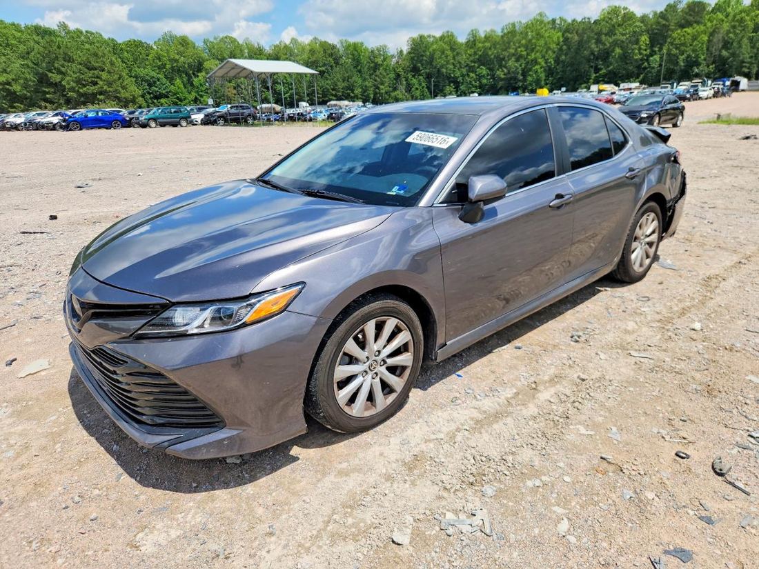 2018 TOYOTA CAMRY
